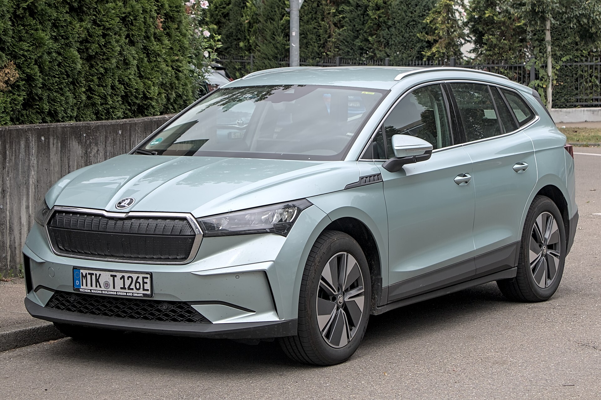 Škoda Enyaq in einer Front Seitenansicht